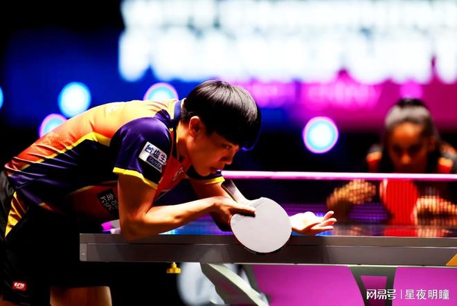 地将自己推 地将自己推