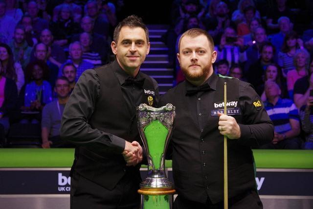 右比赛的隐 右比赛的隐